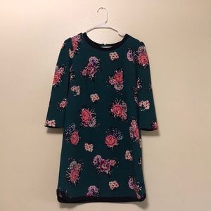 Knee length, quarter sleeve floral dress